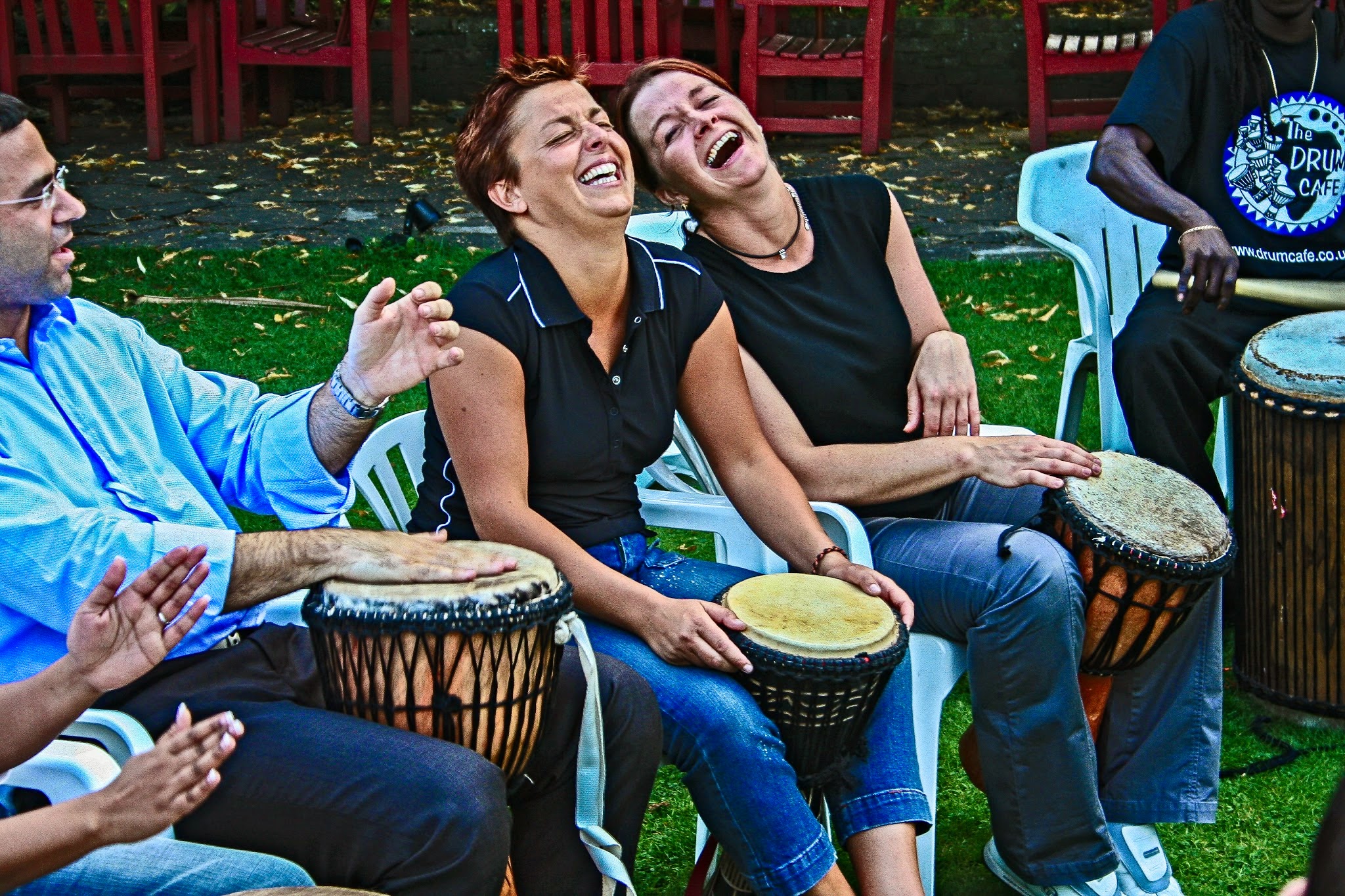 Hybrid Team Building Activities That Bring Back Workplace Connection